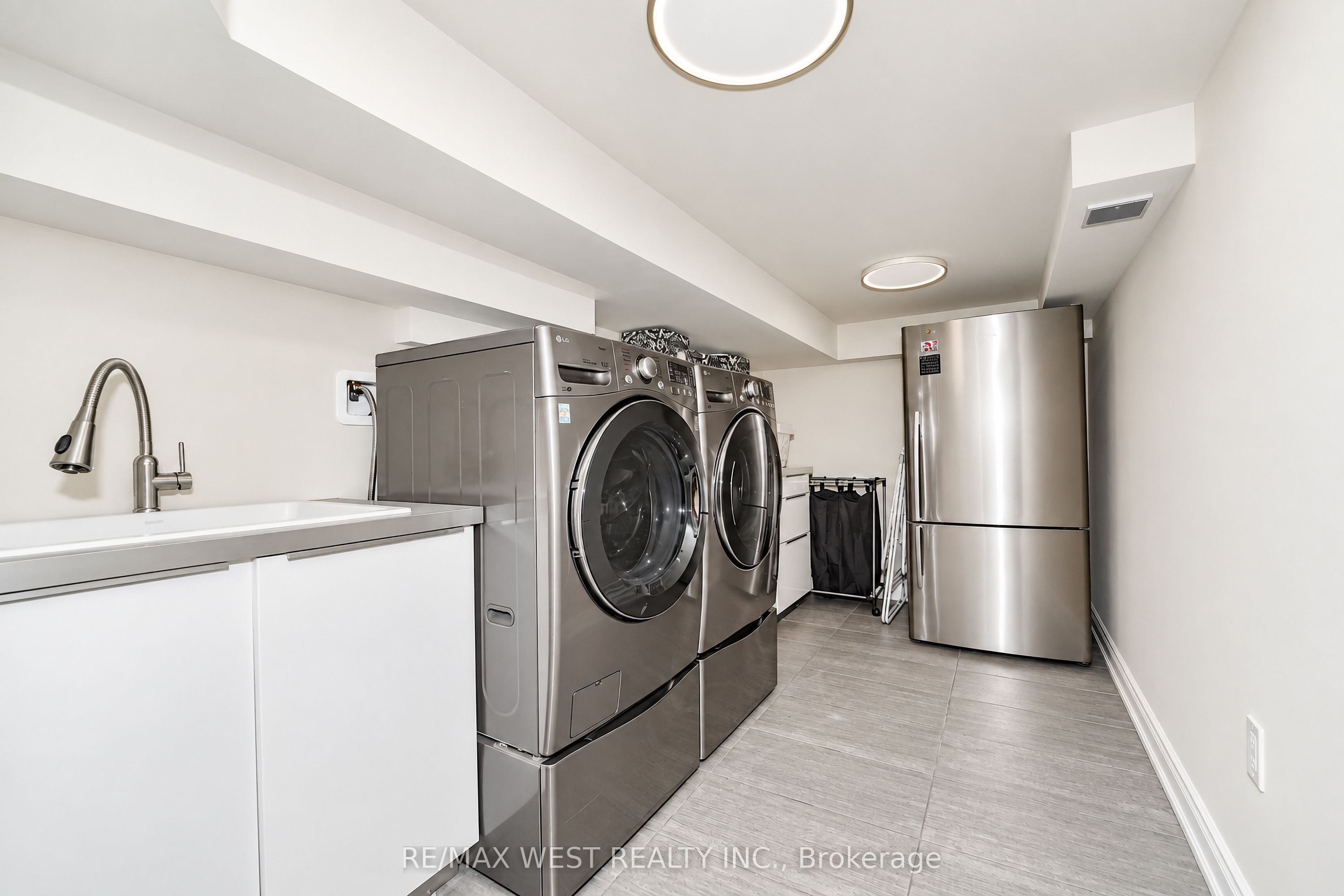 47 Pony Farm Drive Property Photo 13