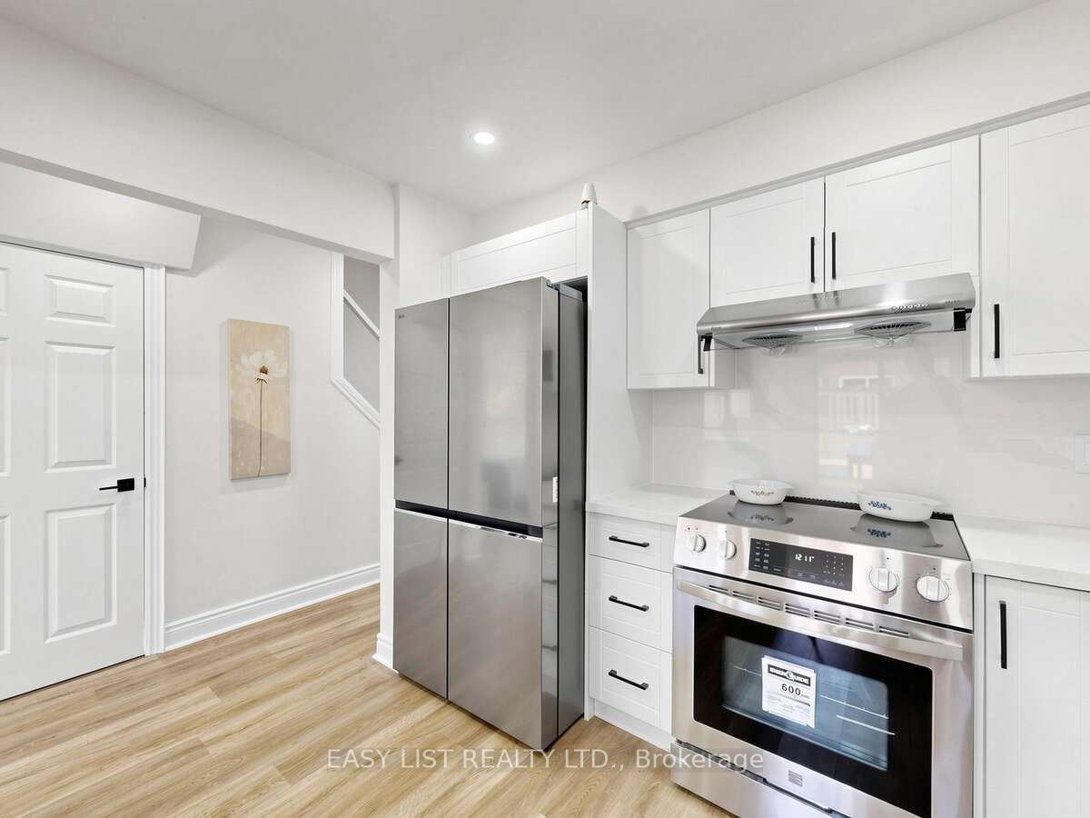 16 Mount Fuji Crescent Property Photo 16