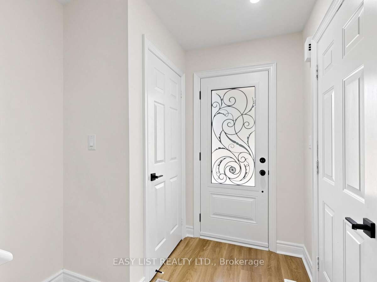 16 Mount Fuji Crescent Property Photo 19