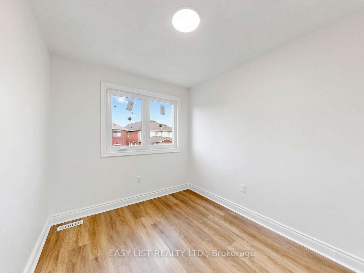 16 Mount Fuji Crescent Property Photo 27