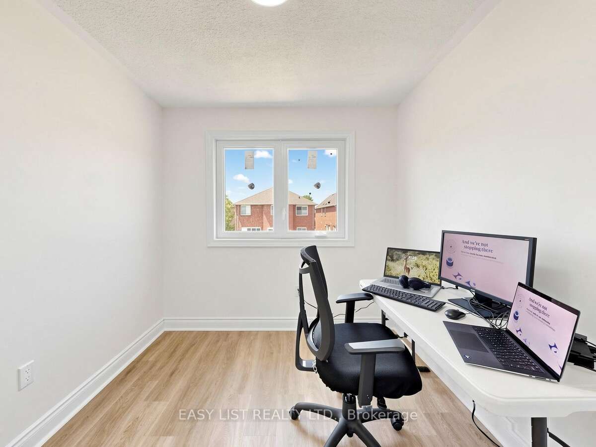 16 Mount Fuji Crescent Property Photo 29