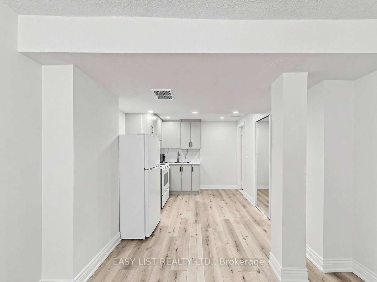 16 Mount Fuji Crescent Property Photo 35