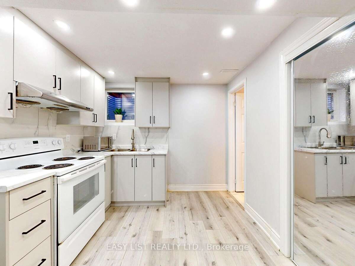 16 Mount Fuji Crescent Property Photo 37