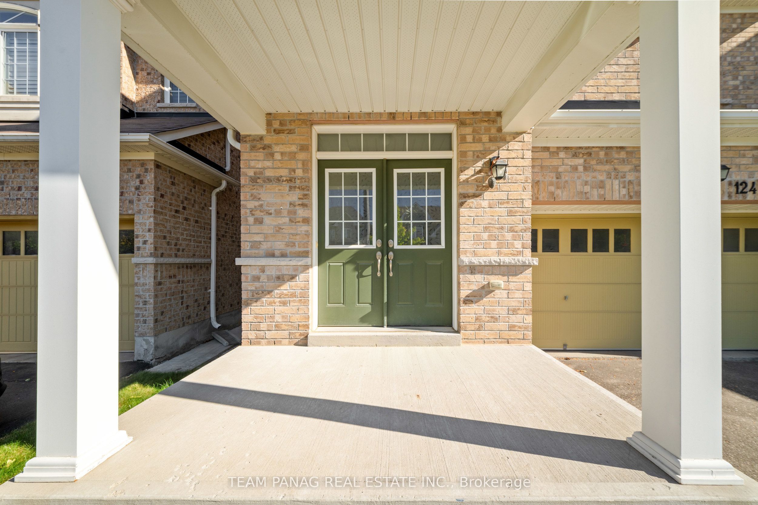 124 Watsonbrook Drive Property Photo 2