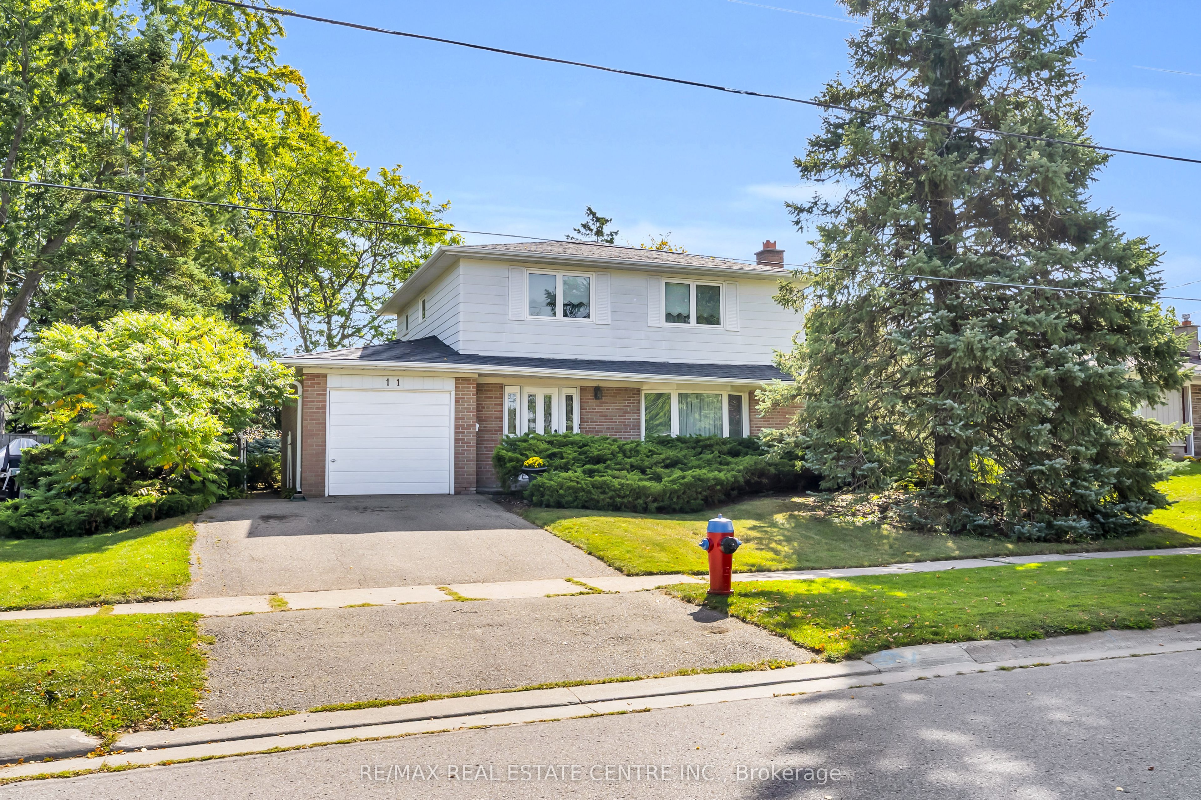 11 Dawson Crescent Property Photo 1