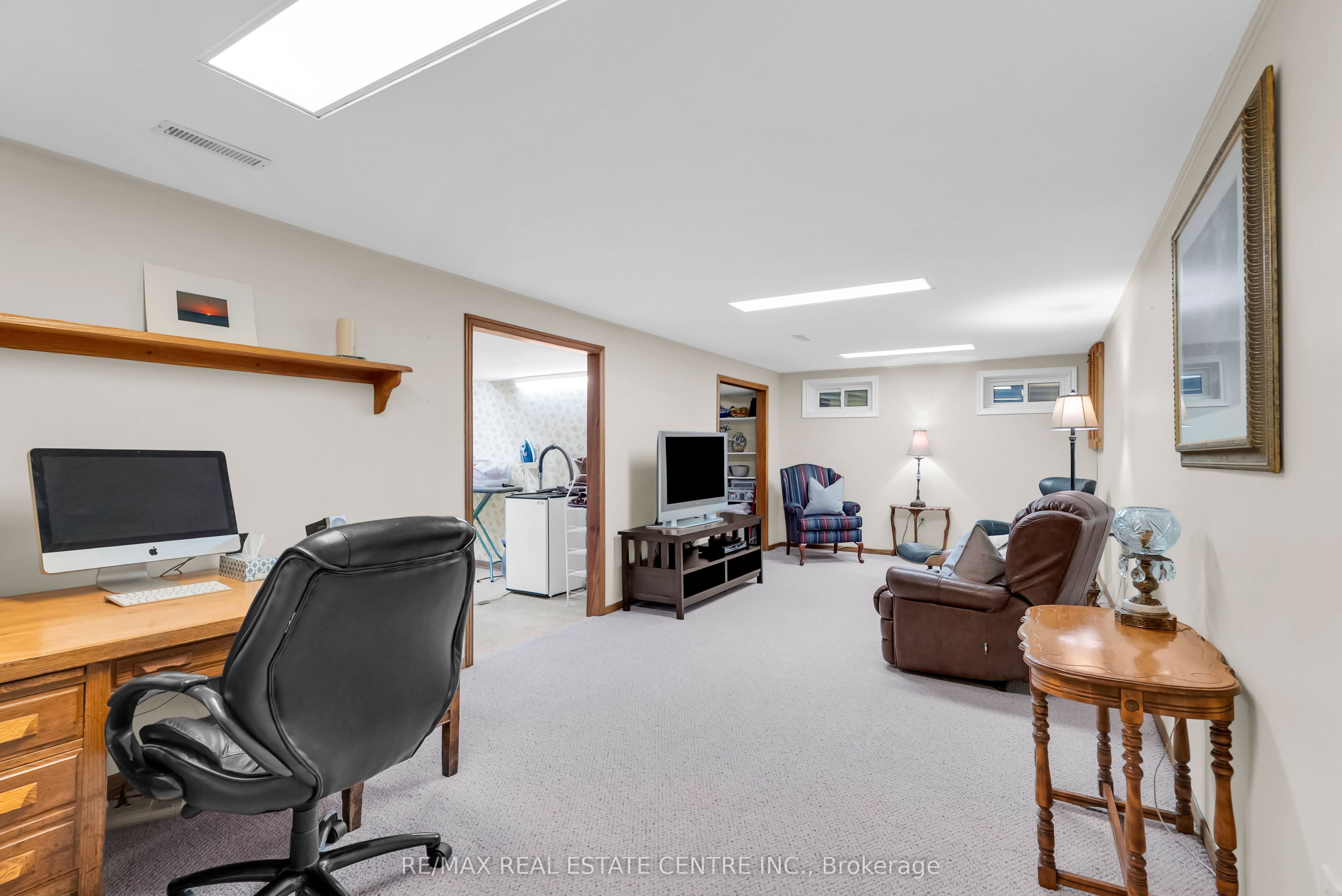 11 Dawson Crescent Property Photo 37