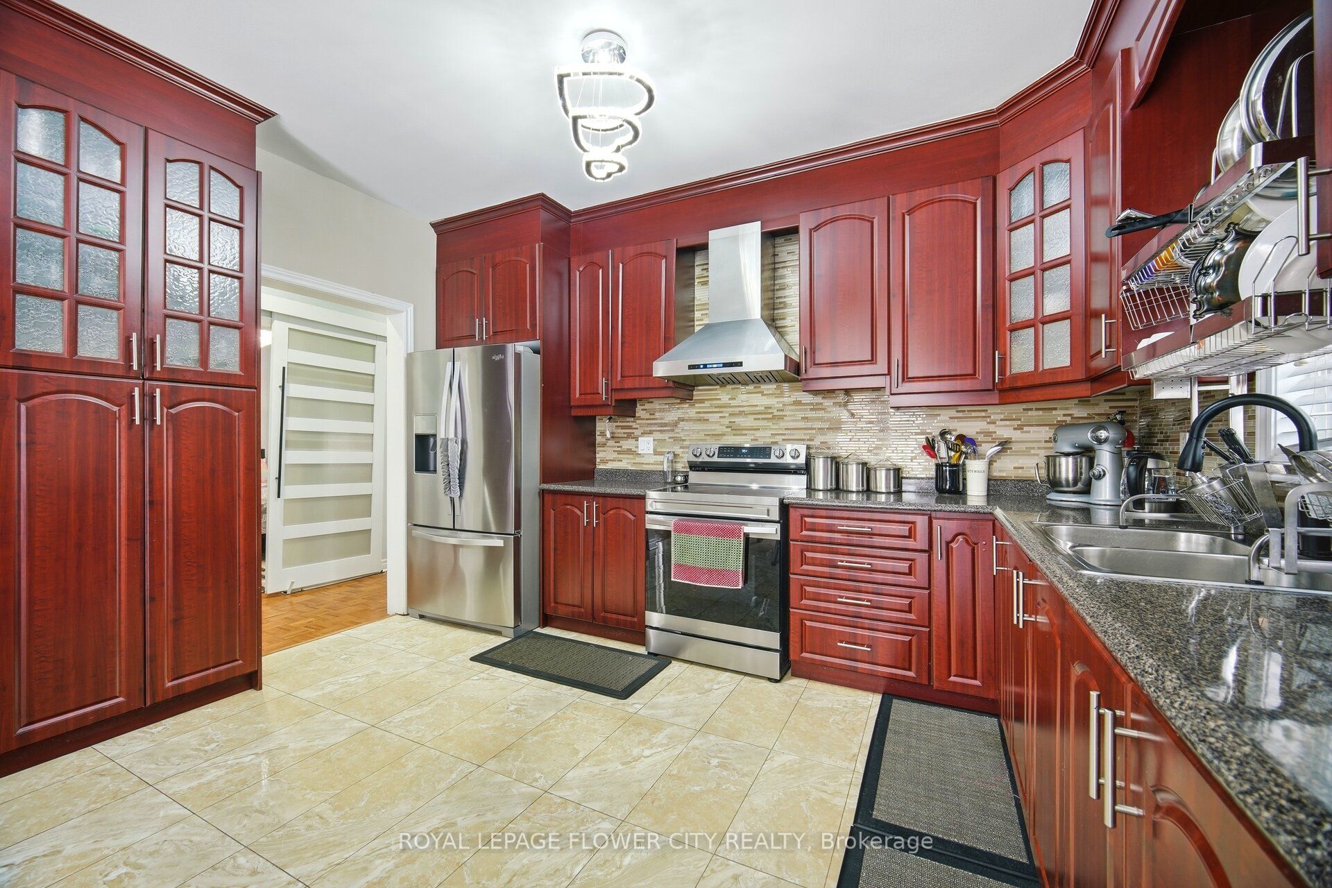 67 Olde Town Road Property Photo 10