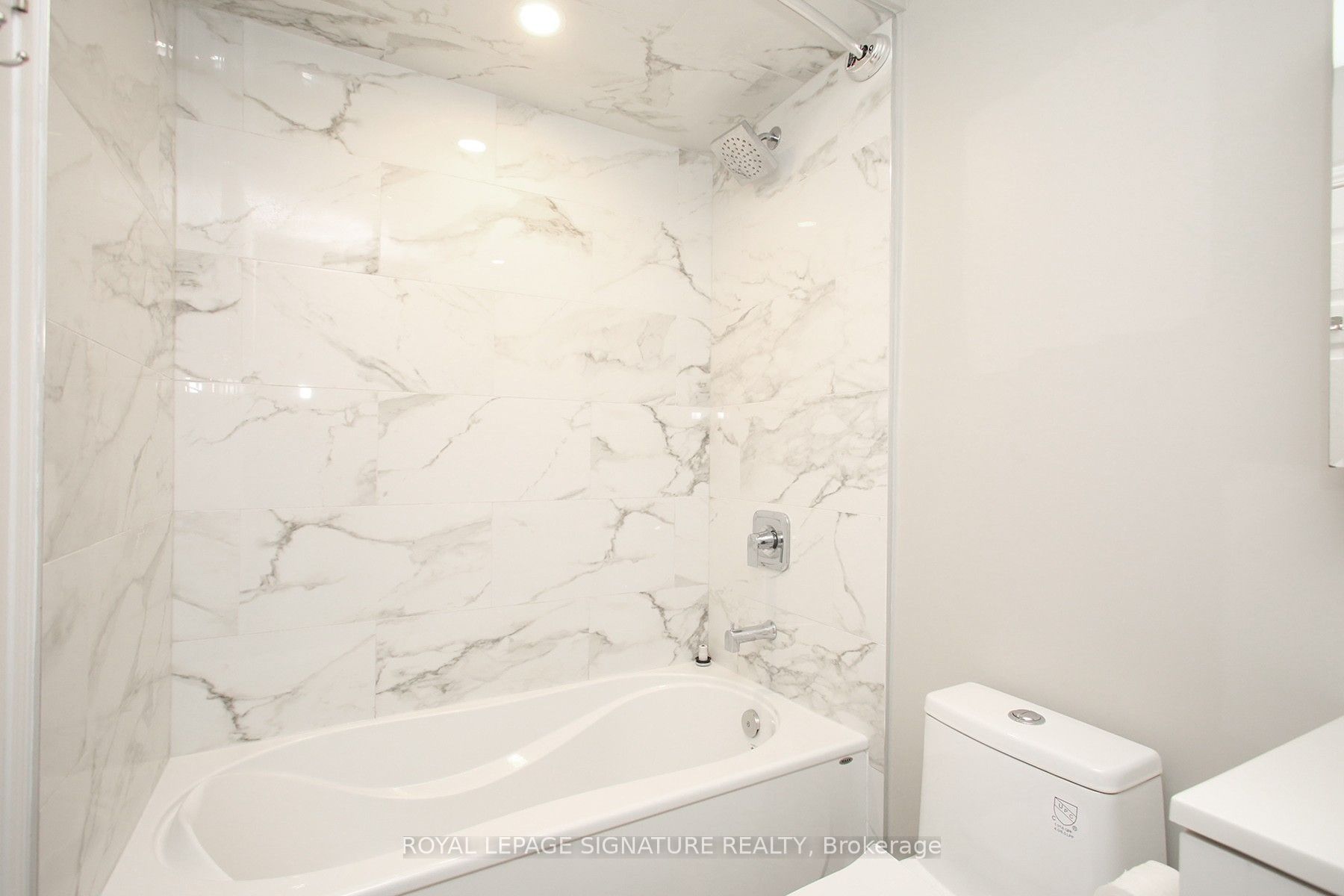 10 Armstrong Street Property Photo 16