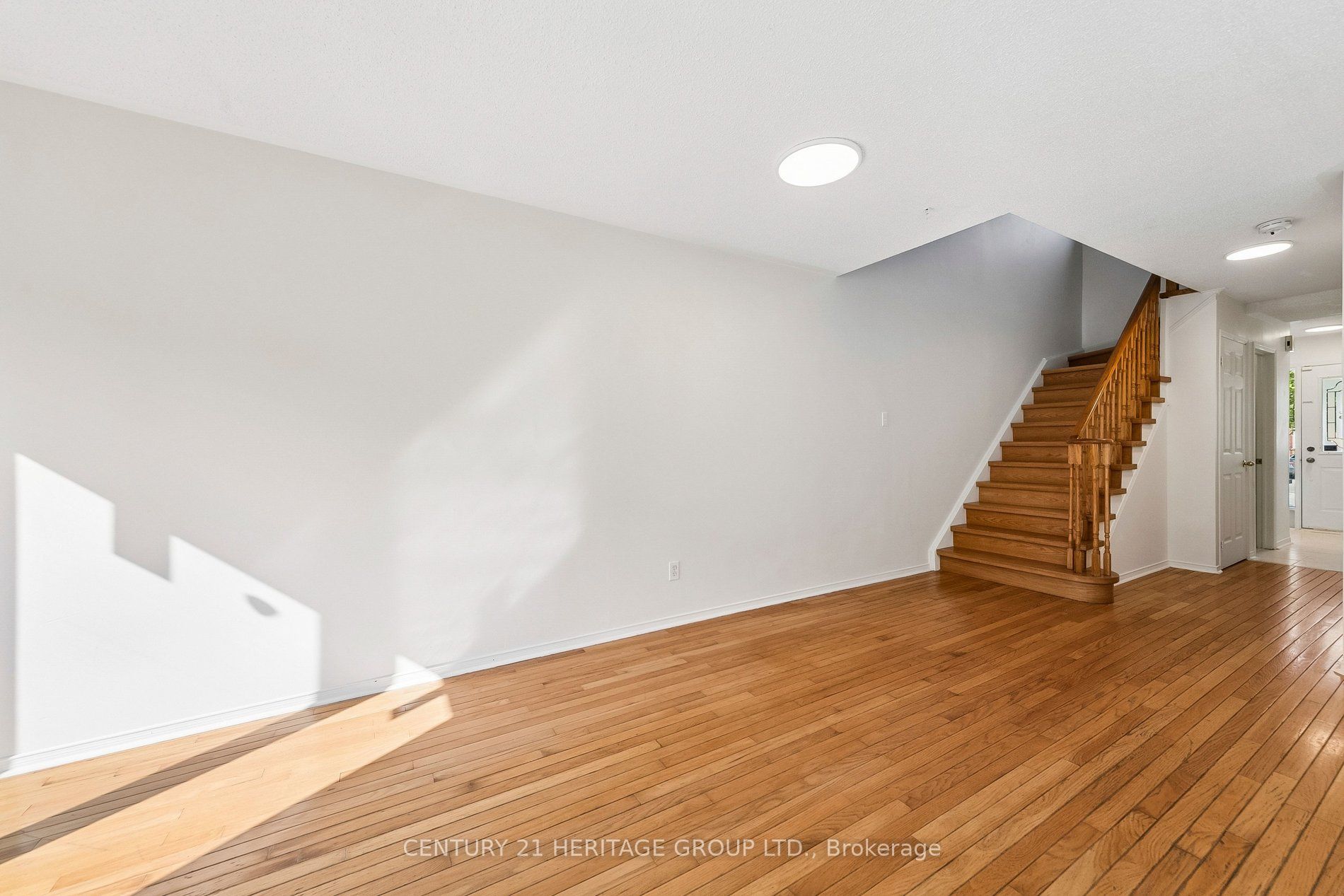 3920 Zenith Court Property Photo 10