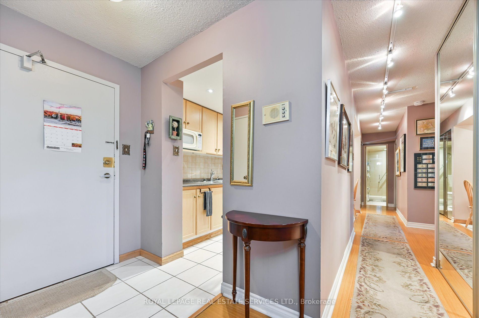 3100 Kirwin Avenue 301 Property Photo 6
