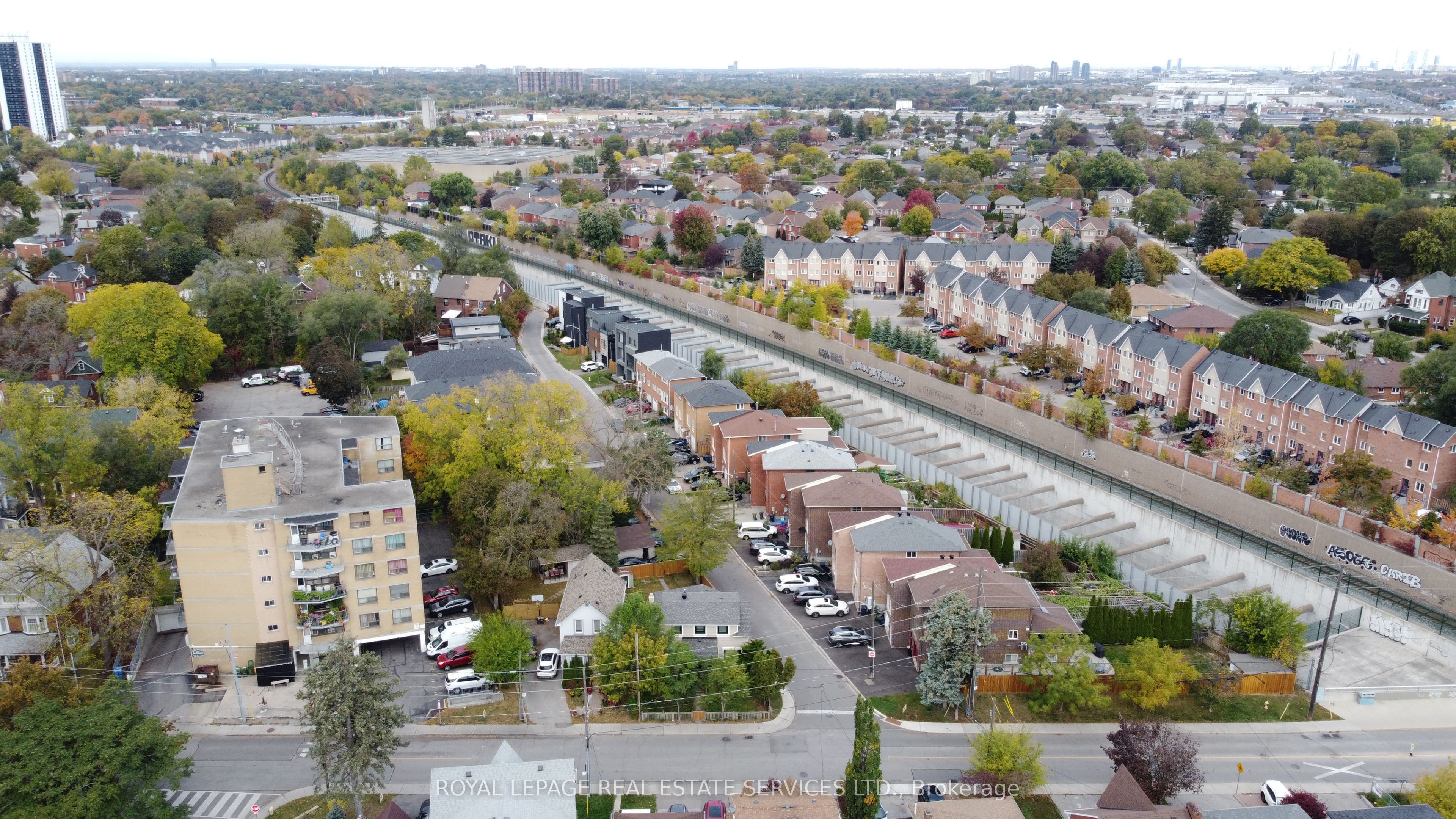 4 King George Road Property Photo 2