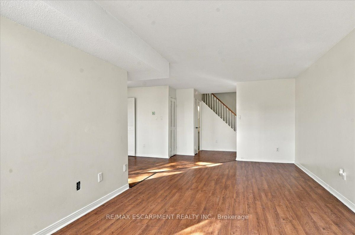1300 Marlborough Court 322 Property Photo 10