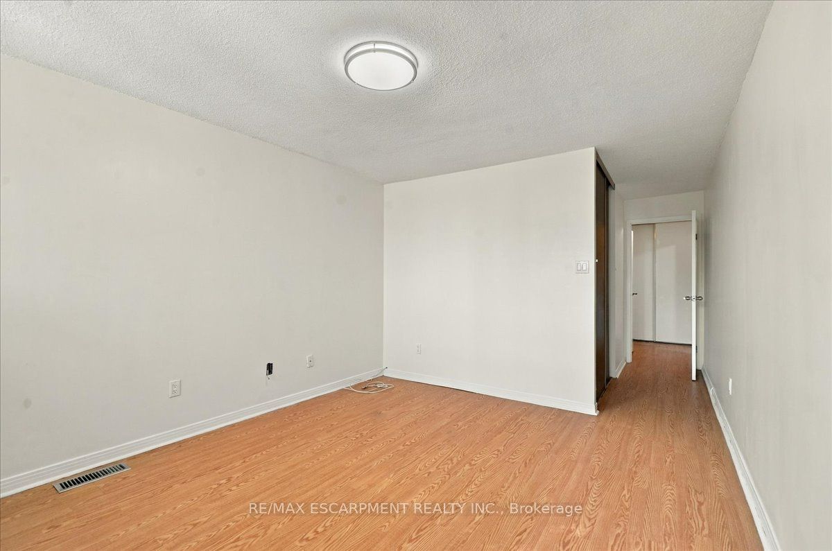 1300 Marlborough Court 322 Property Photo 25
