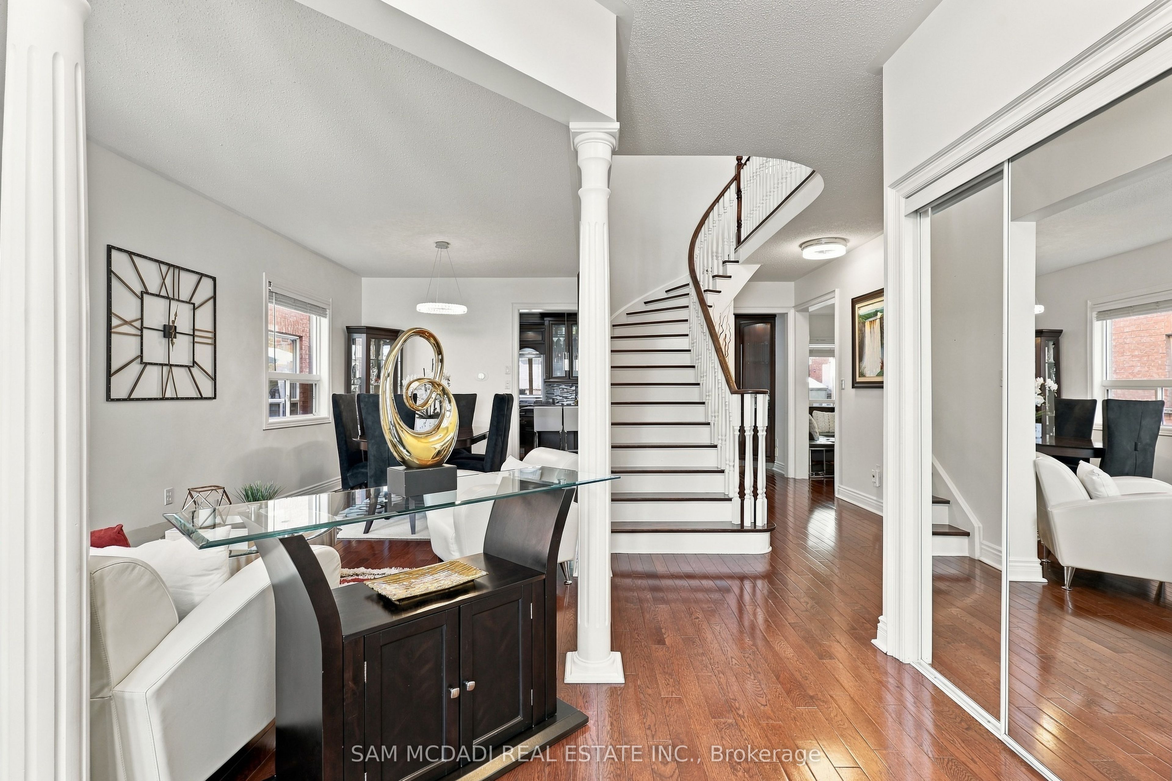 3263 Crimson King Circle Property Photo 4
