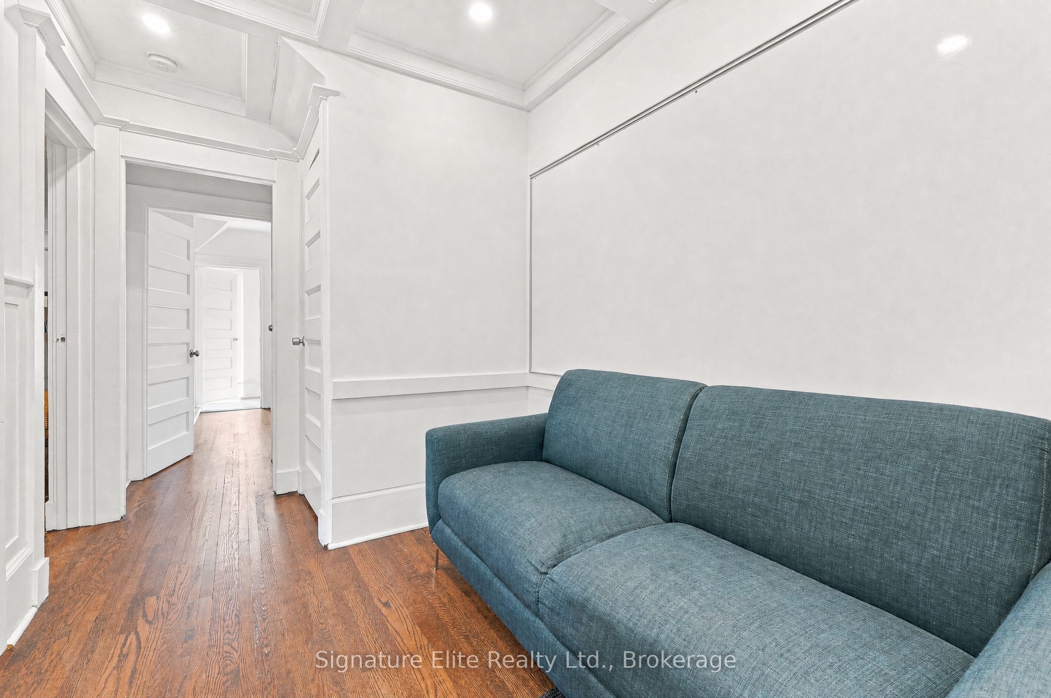 272 Roncesvalles Avenue Property Photo 4