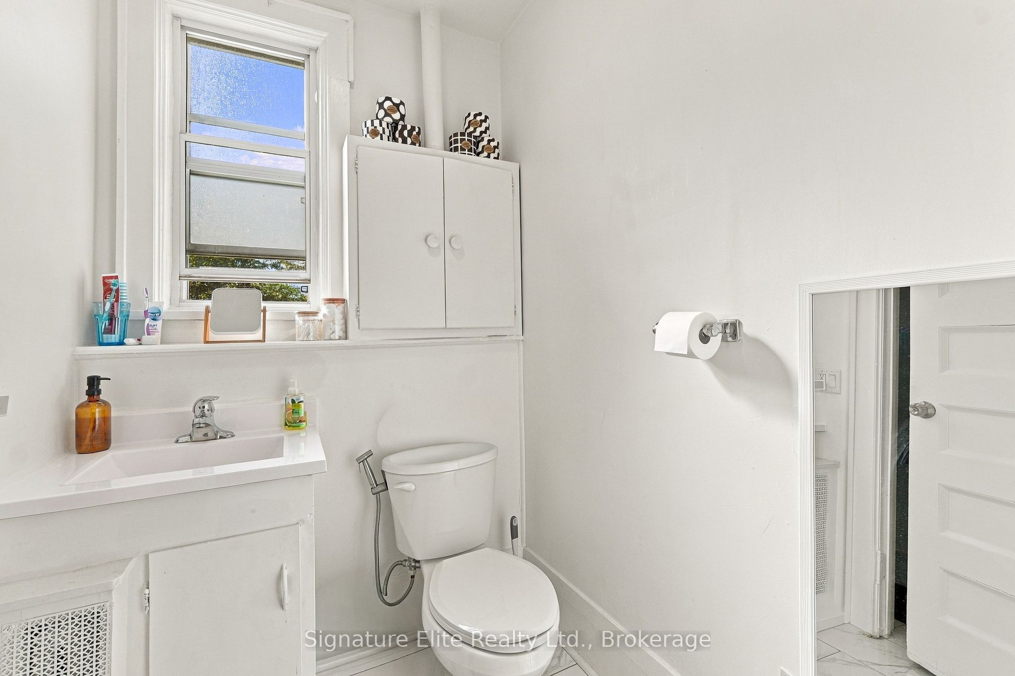 272 Roncesvalles Avenue Property Photo 16