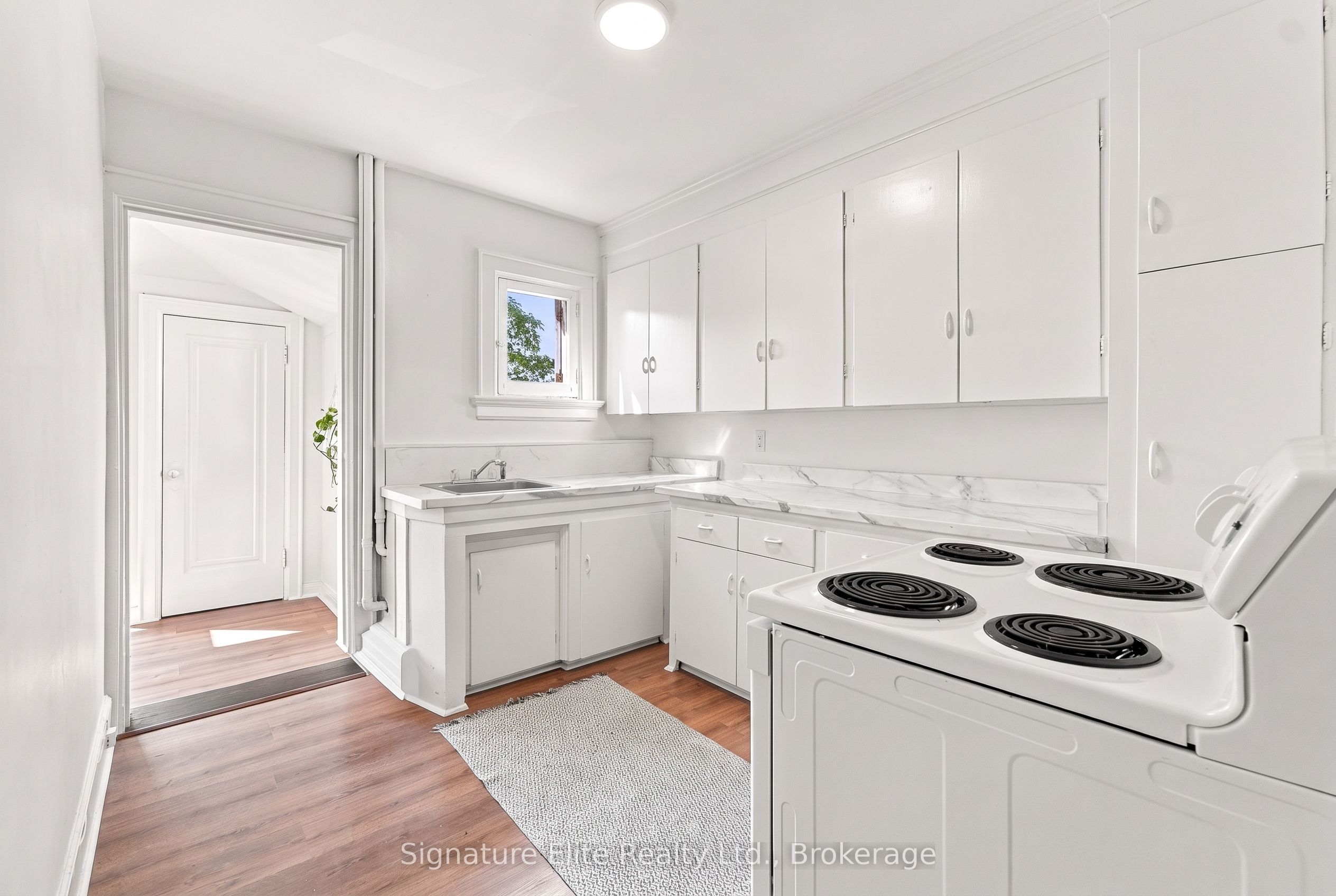 272 Roncesvalles Avenue Property Photo 20