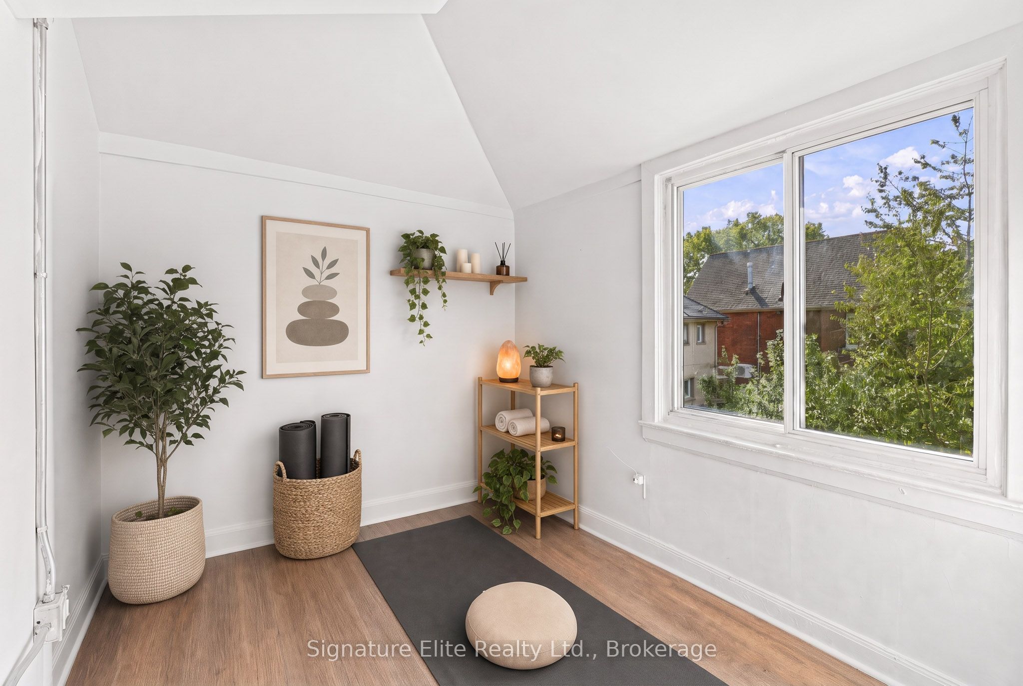 272 Roncesvalles Avenue Property Photo 23