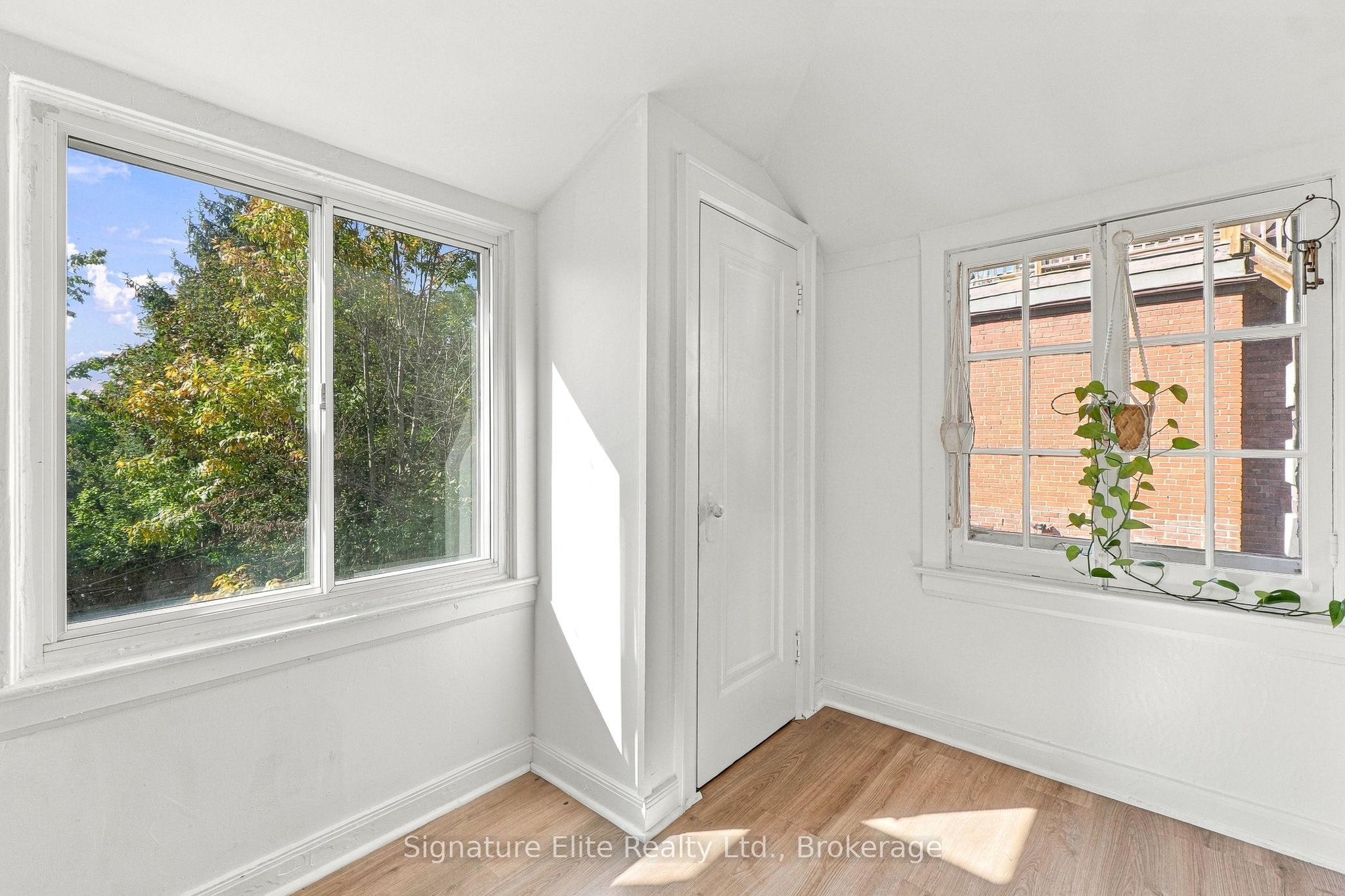 272 Roncesvalles Avenue Property Photo 24