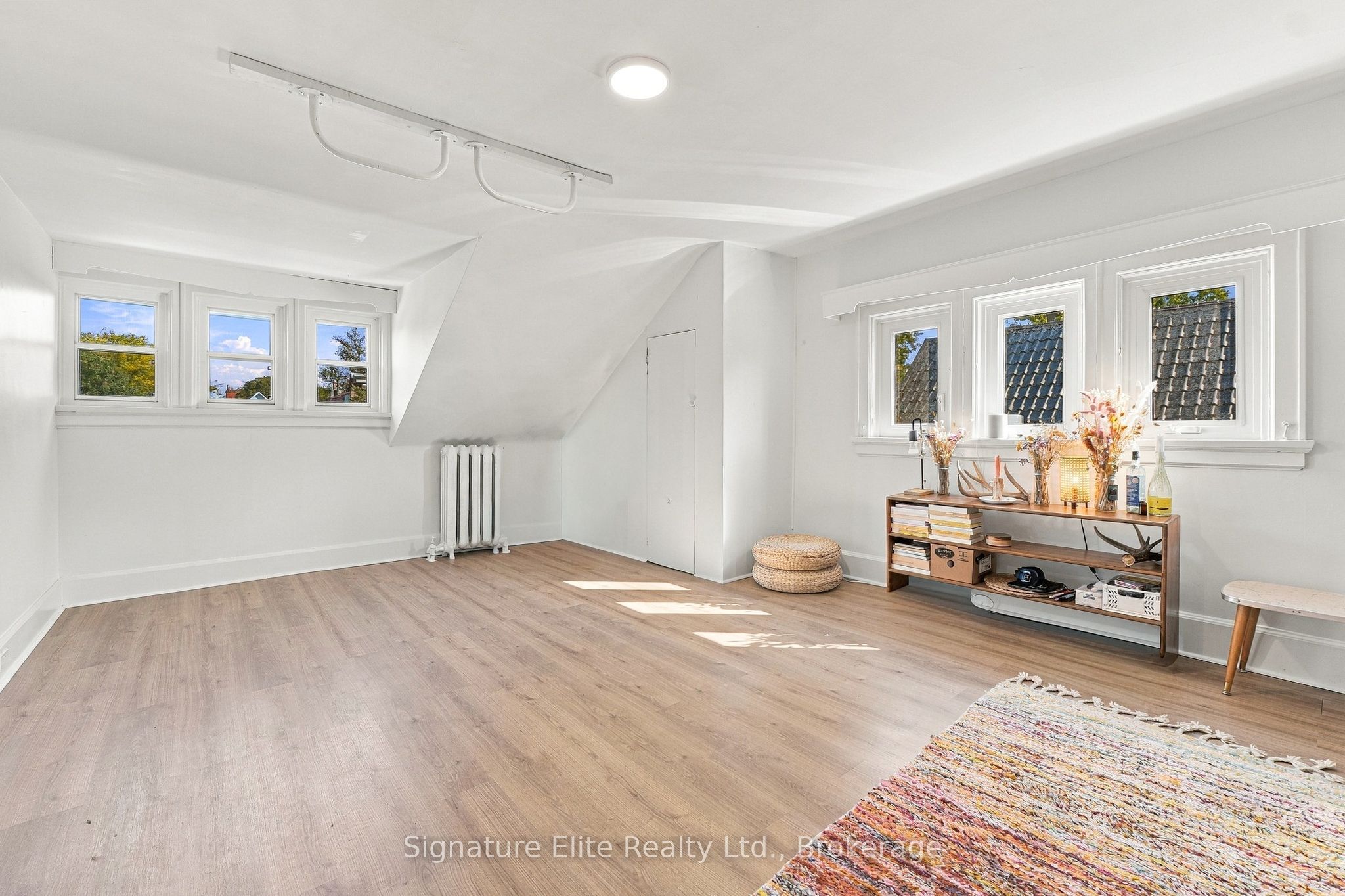 272 Roncesvalles Avenue Property Photo 37