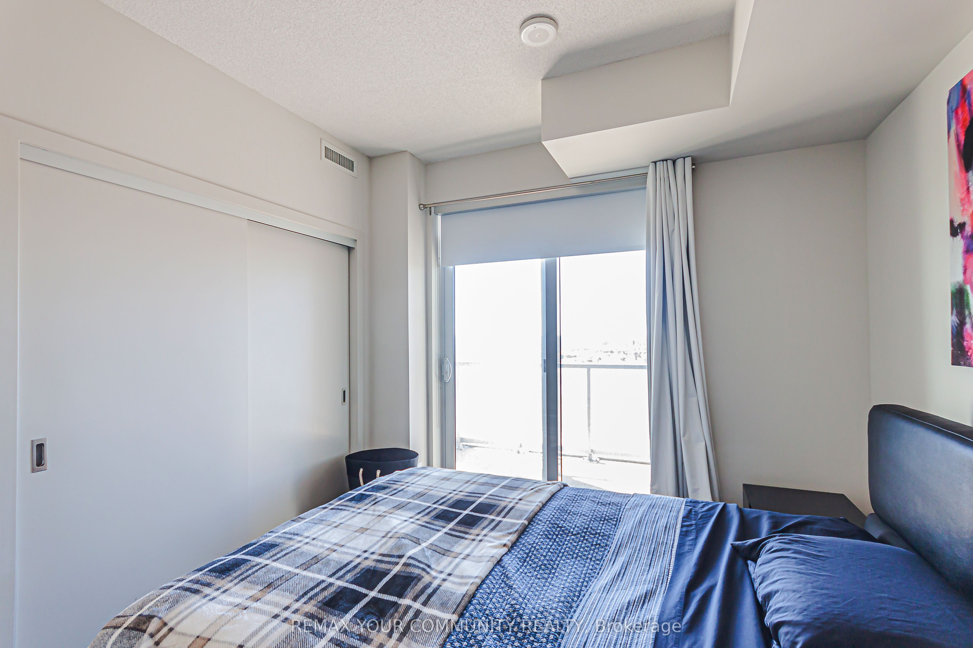 2081 Fairview Street 1806 Property Photo 19