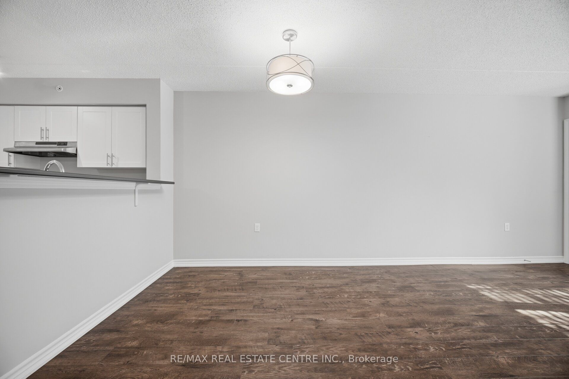 1450 Main Street E 103 Property Photo 14
