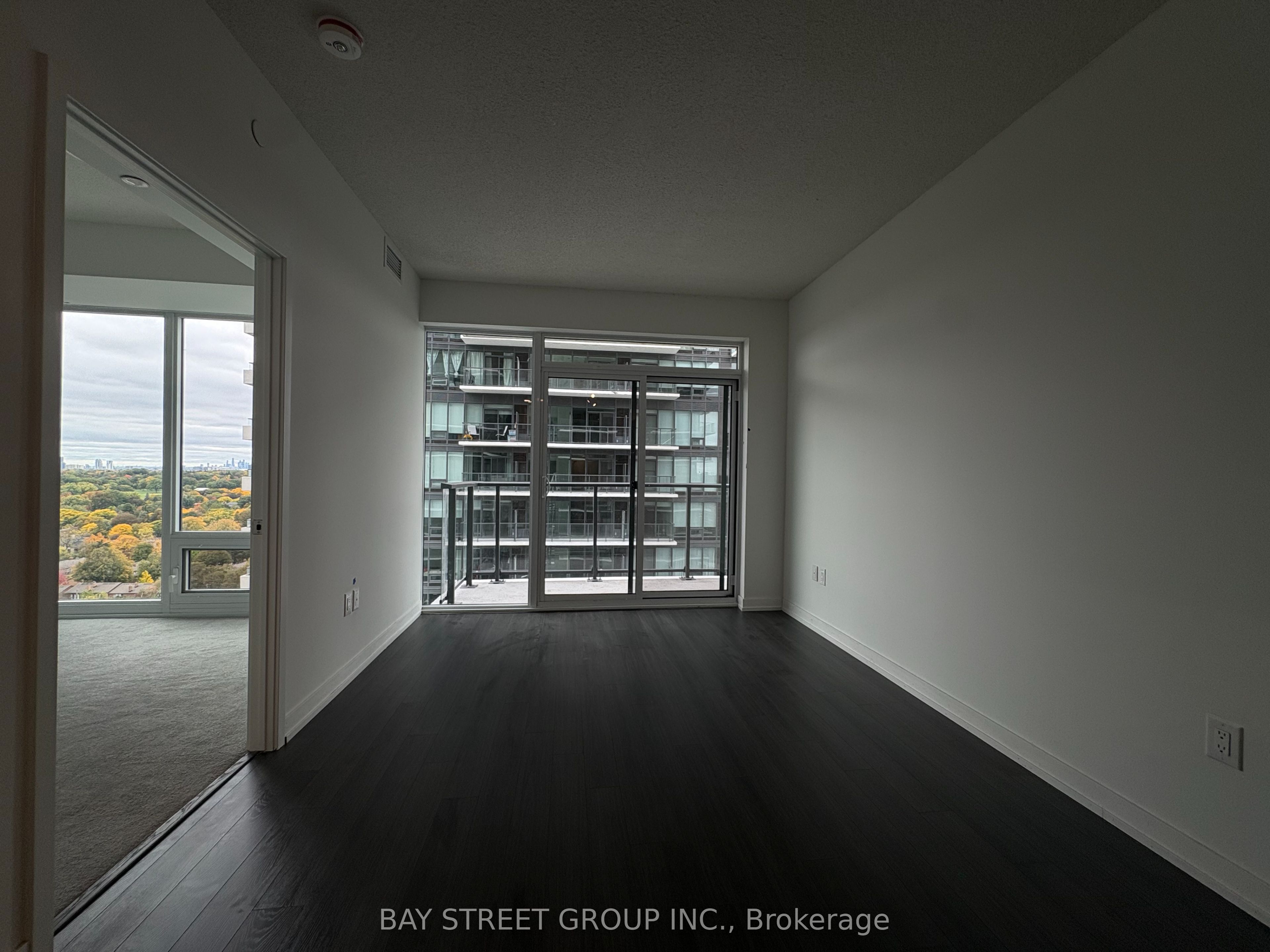 4010 Eglinton Avenue W 1717 Property Photo 3