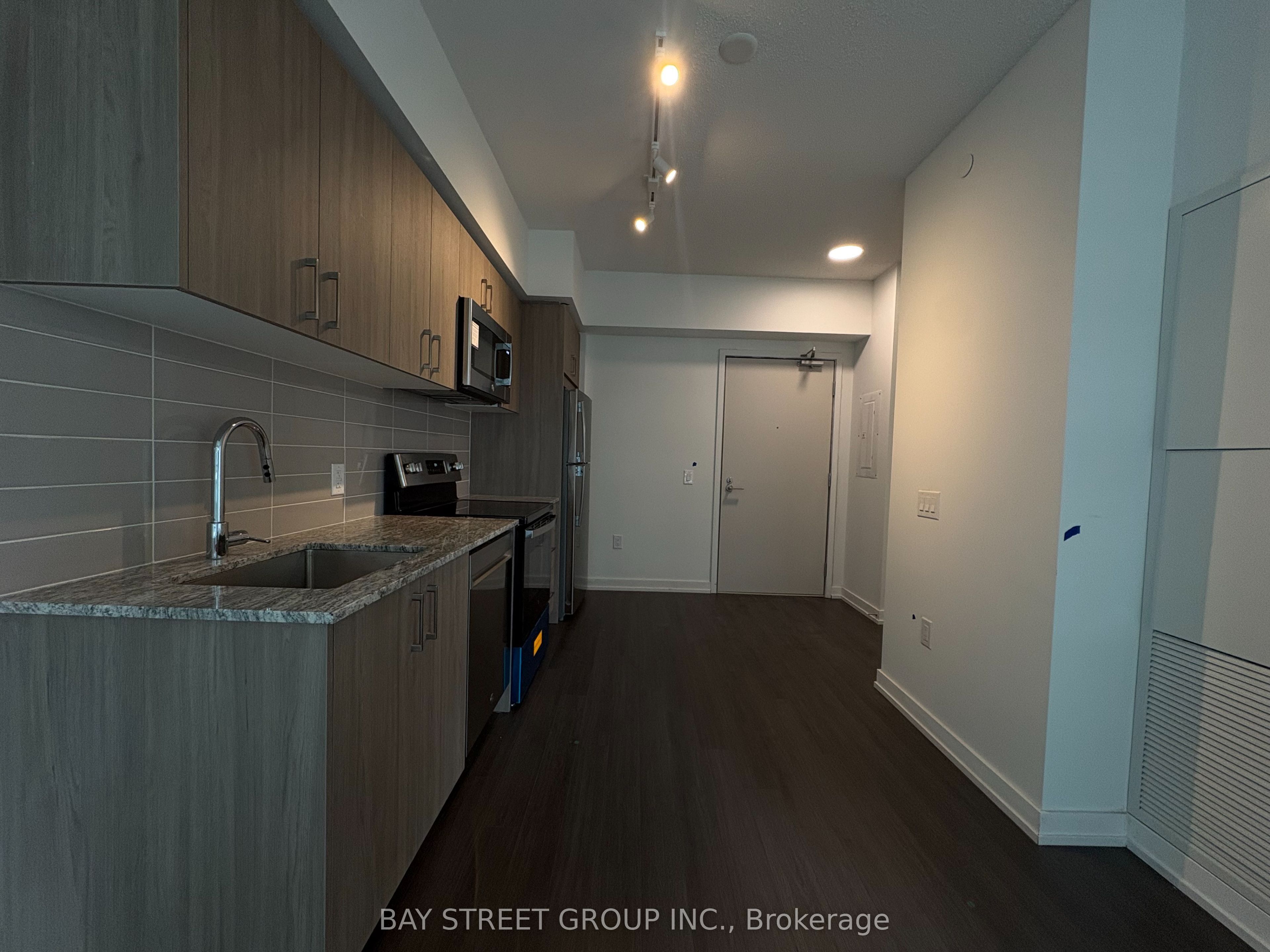 4010 Eglinton Avenue W 1717 Property Photo 5