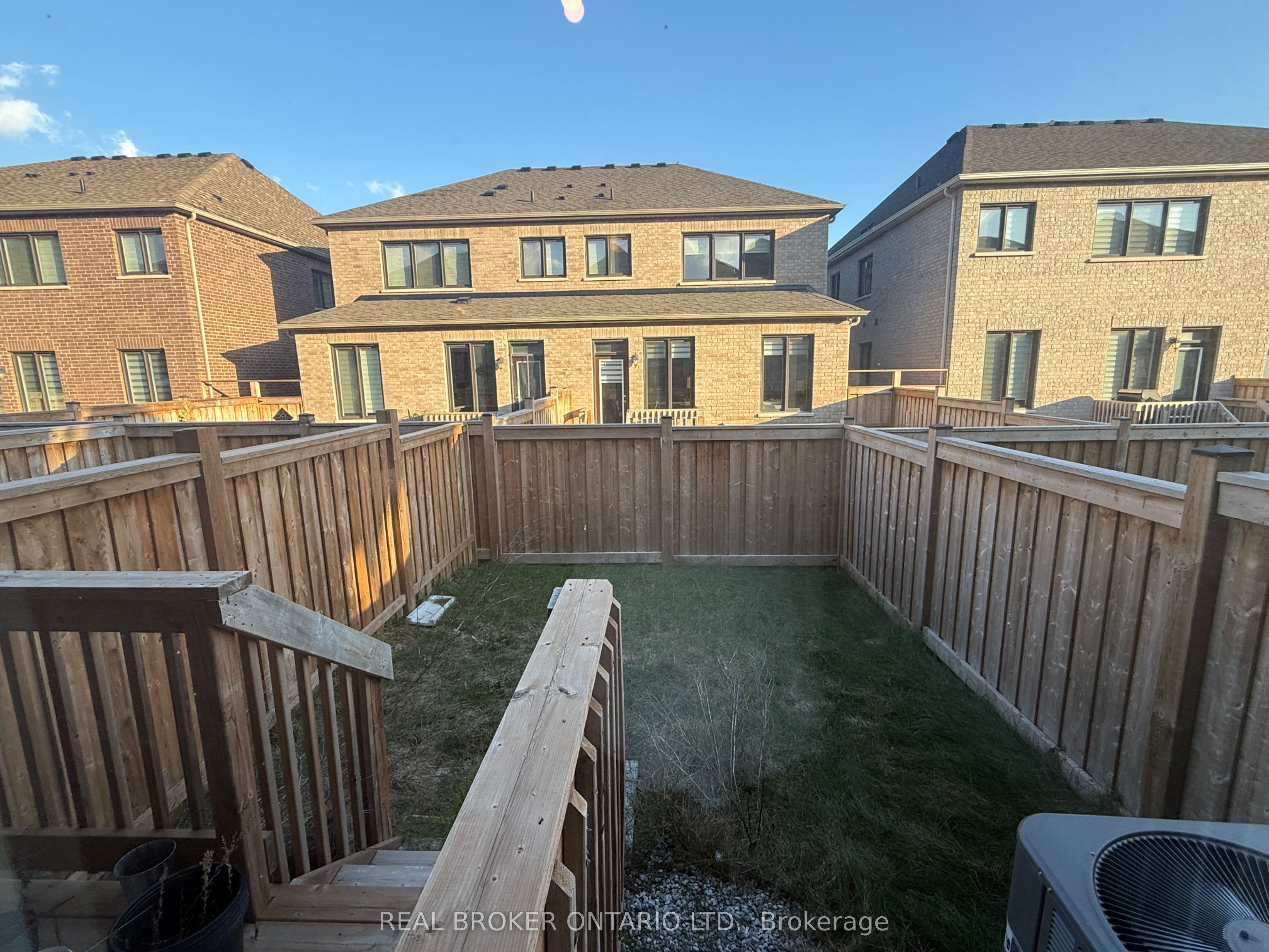 1559 Kitchen Court Property Photo 8