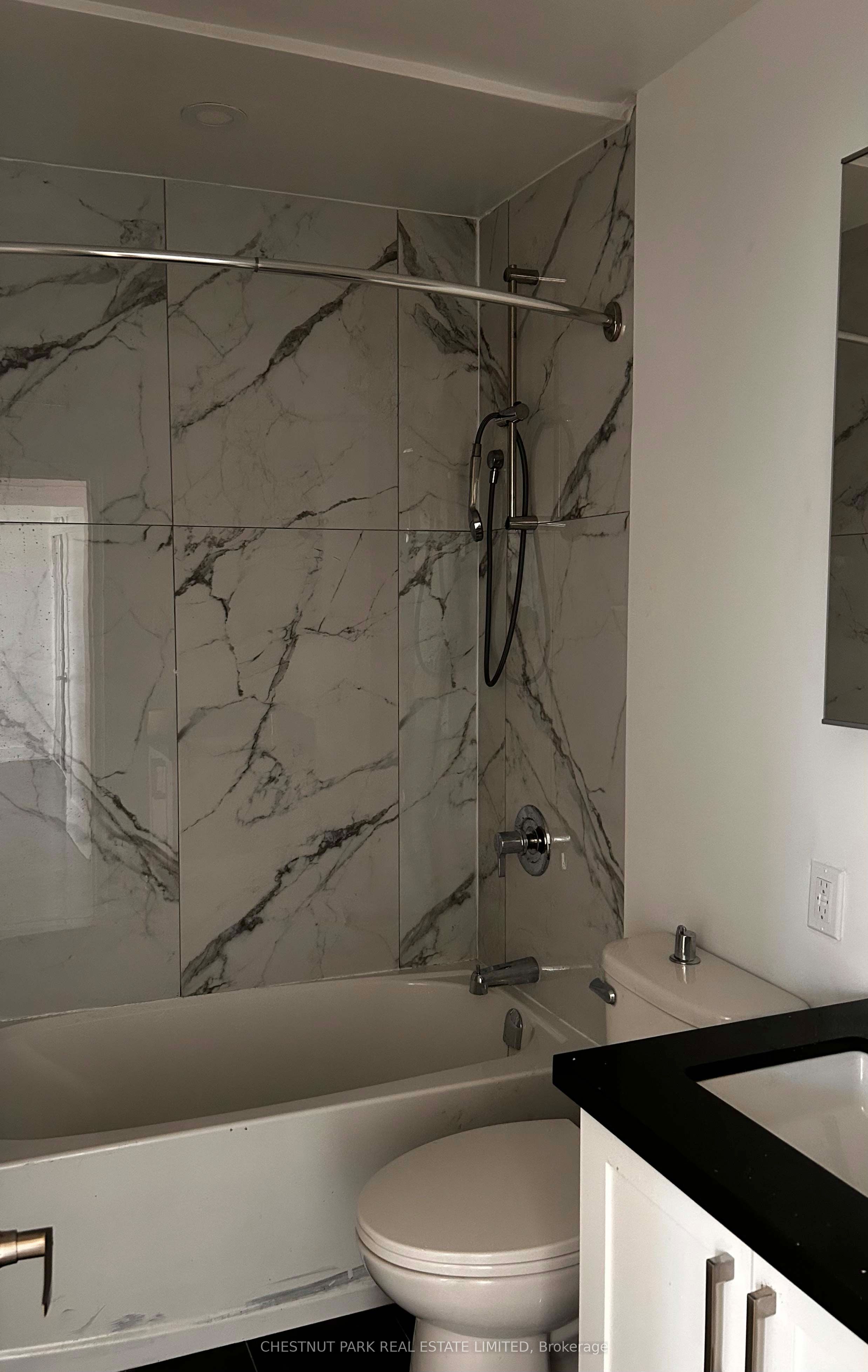 4 Superior Avenue #47 Property Photo 10