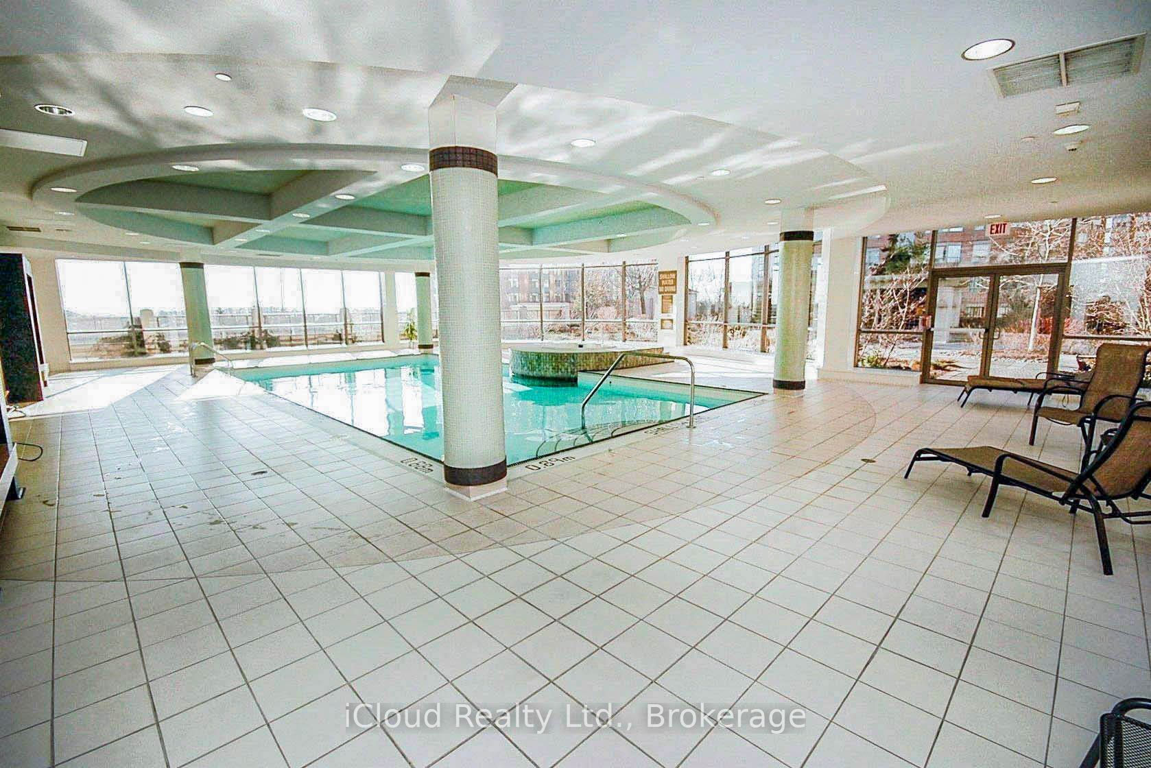 3888 Duke Of York Boulevard 2521 Property Photo 10