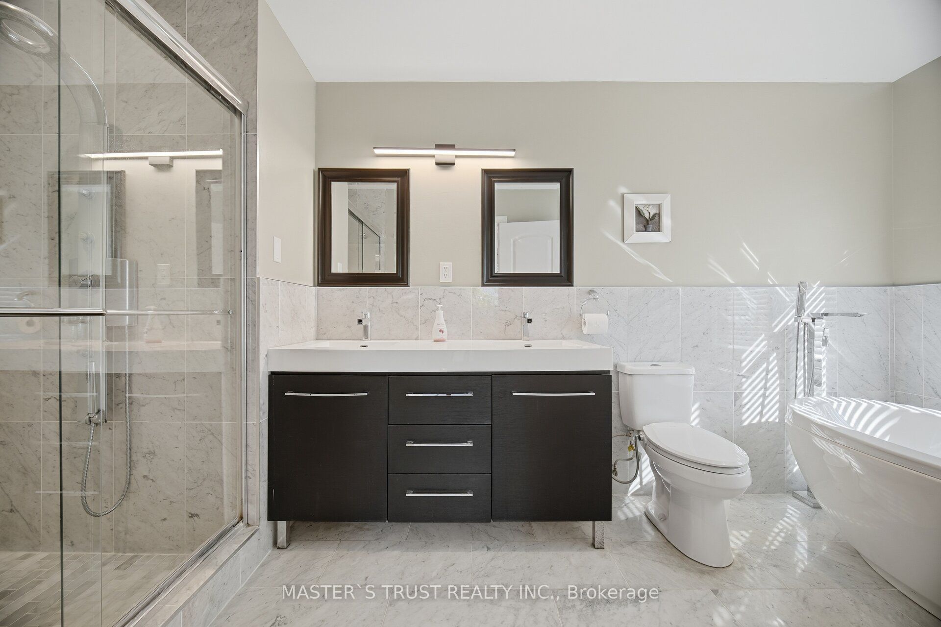 412 Sandmere Place Property Photo 15