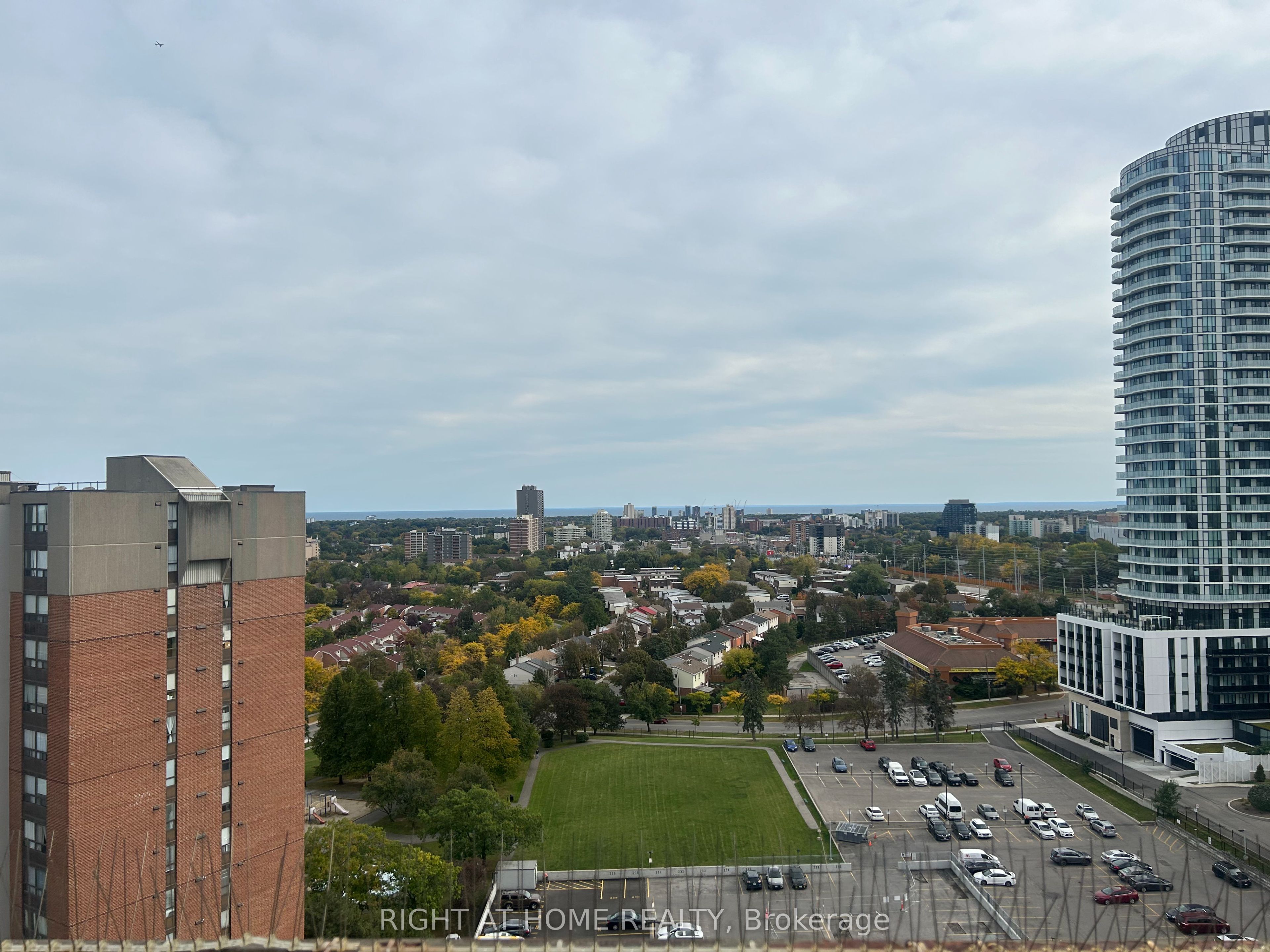 20 Mississauga Valley Boulevard 1801 Property Photo 13