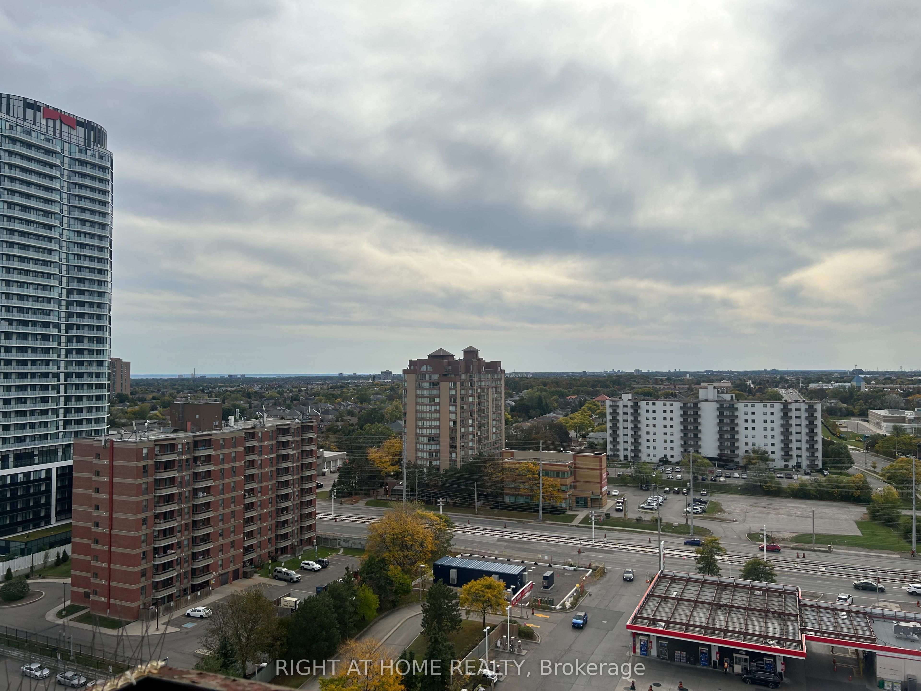 20 Mississauga Valley Boulevard 1801 Property Photo 14