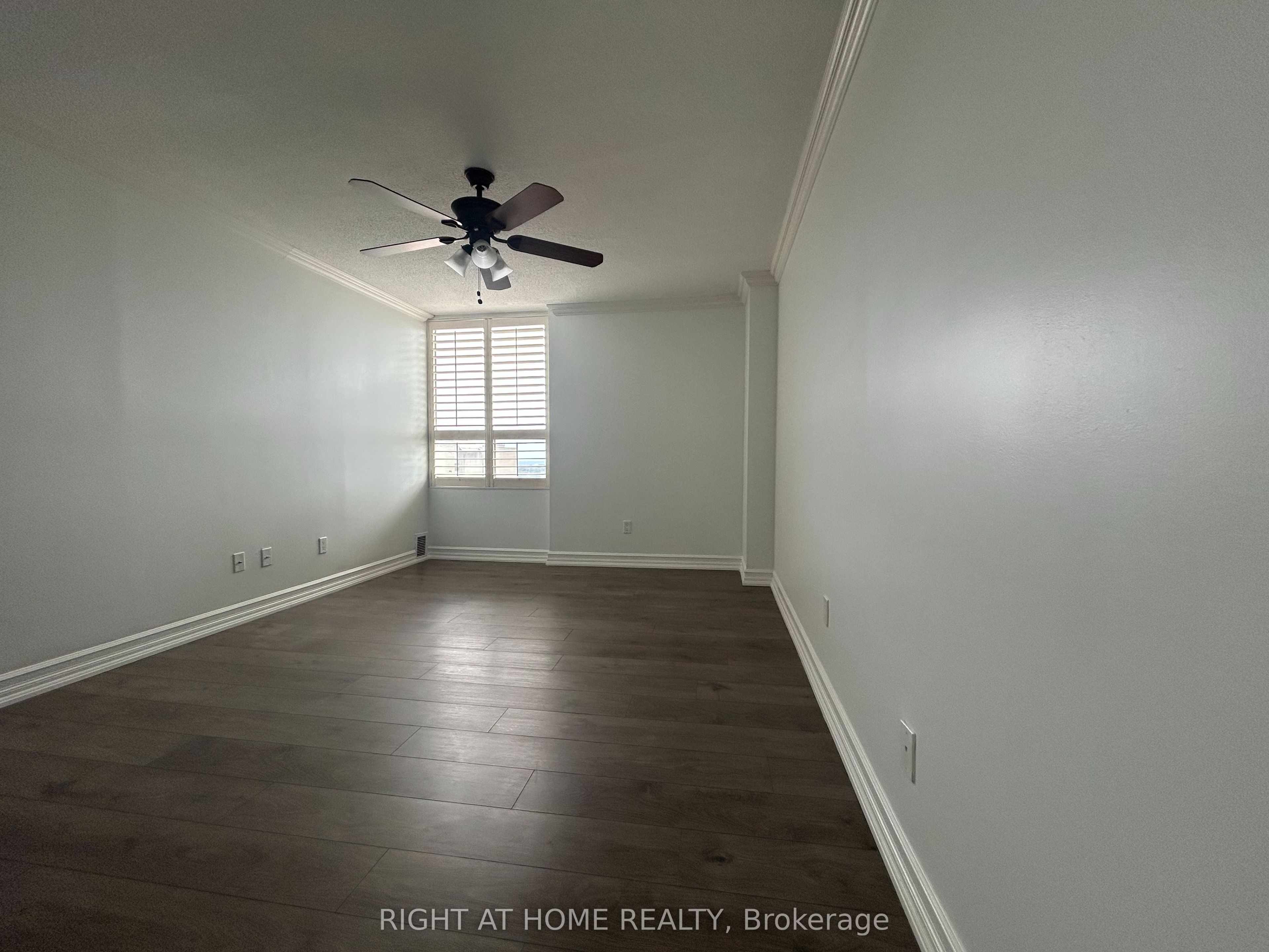20 Mississauga Valley Boulevard 1801 Property Photo 26