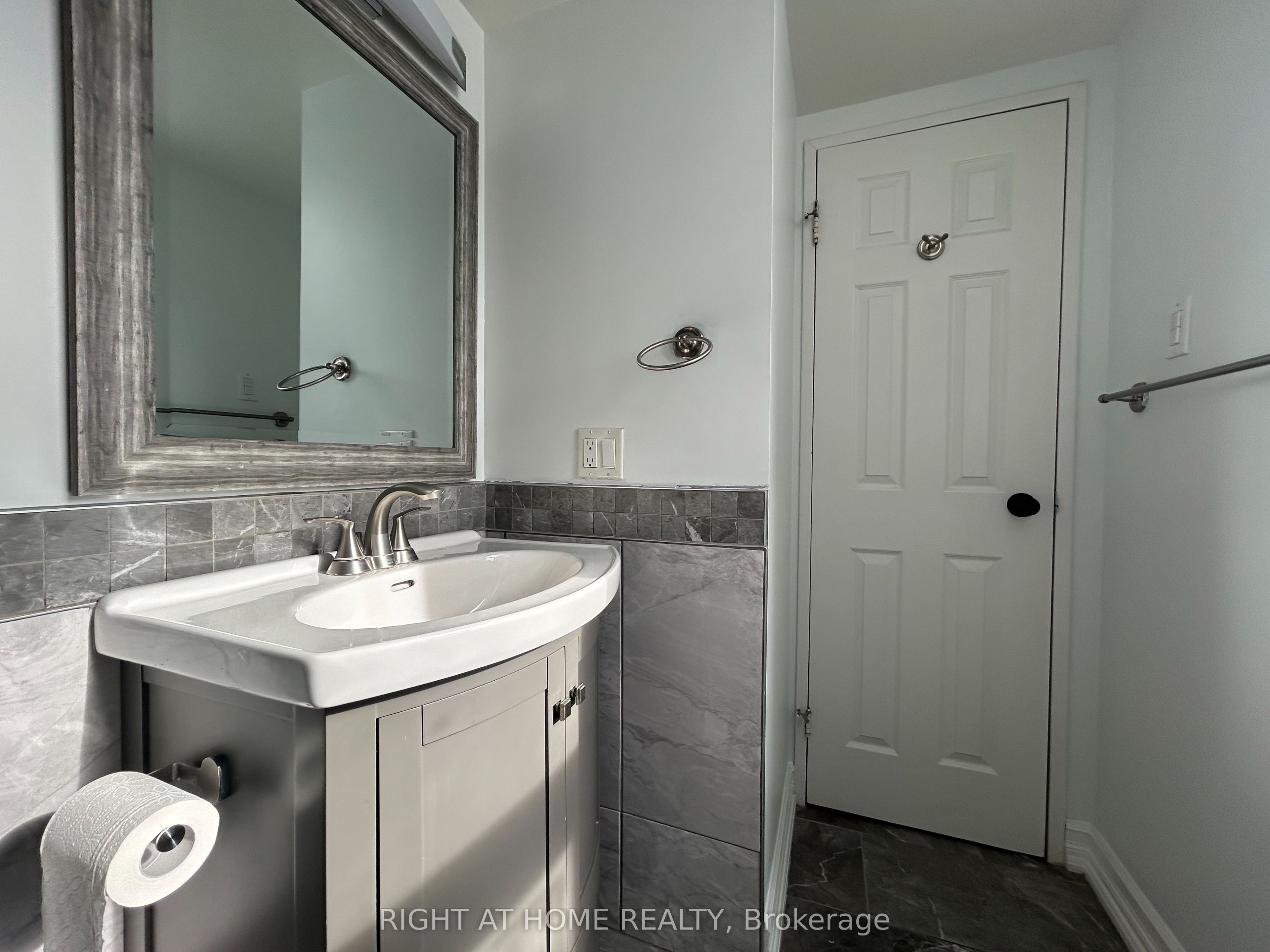 20 Mississauga Valley Boulevard 1801 Property Photo 30