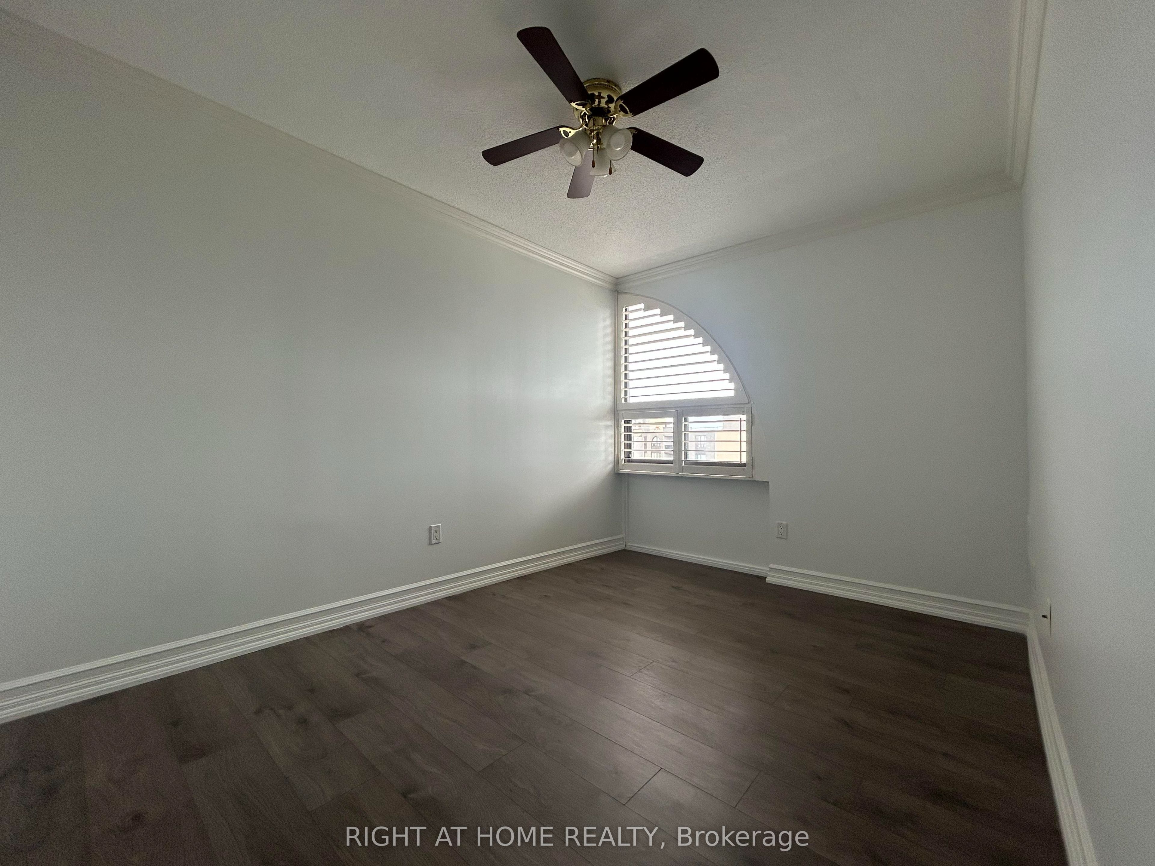 20 Mississauga Valley Boulevard 1801 Property Photo 35