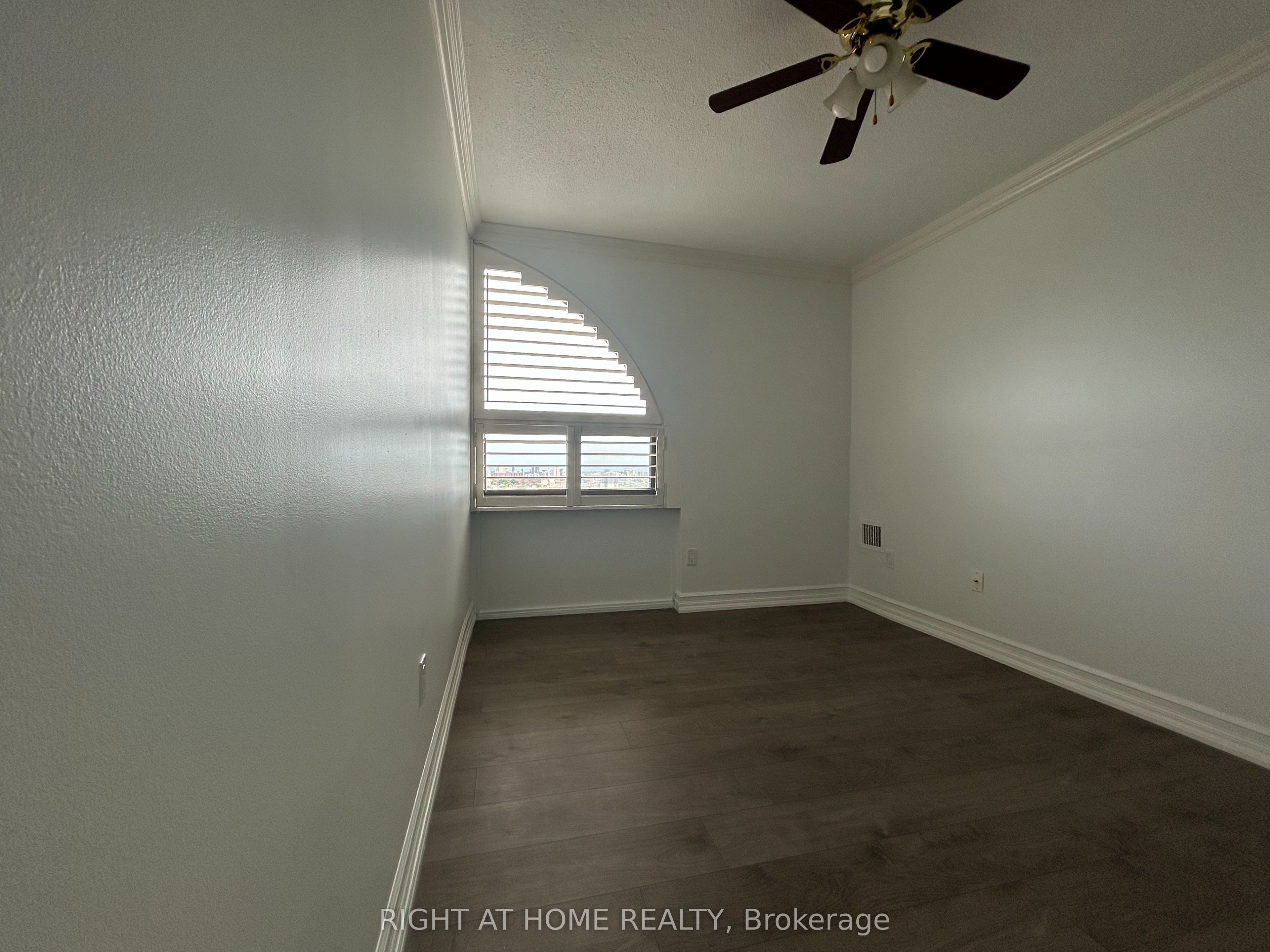 20 Mississauga Valley Boulevard 1801 Property Photo 36