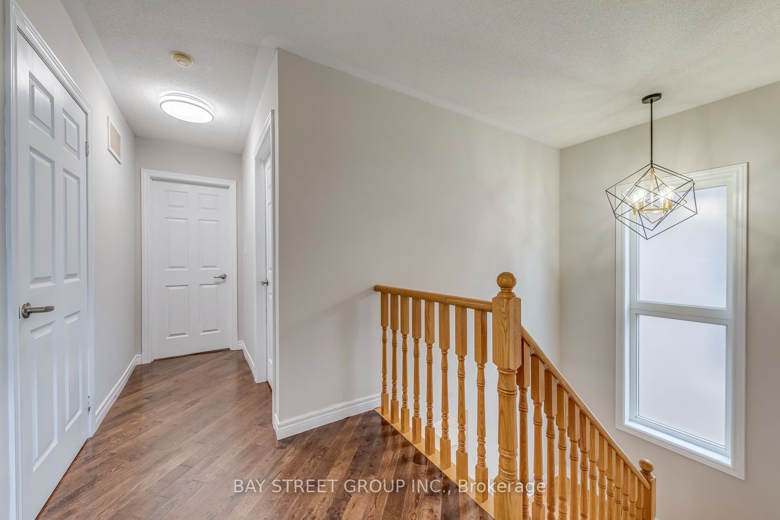 2455 Felhaber Crescent Property Photo 25