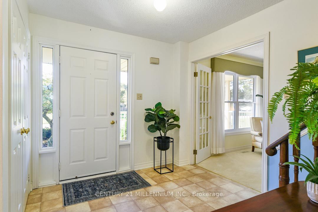 5 Snowberry Court Property Photo 13