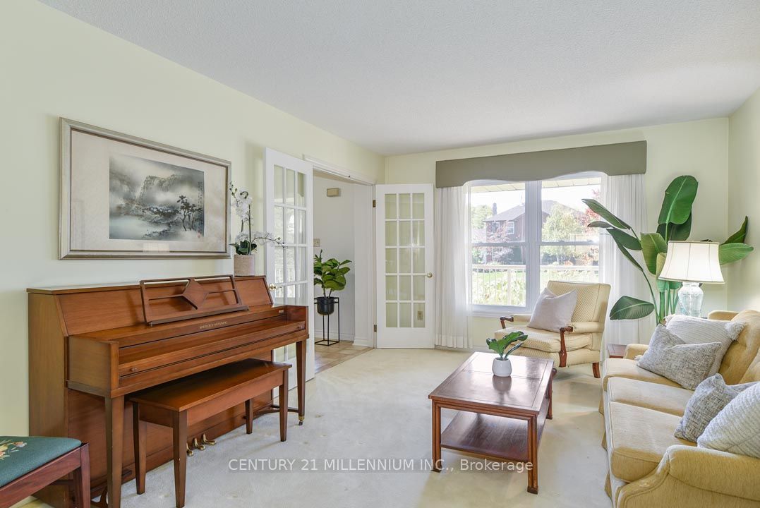 5 Snowberry Court Property Photo 15