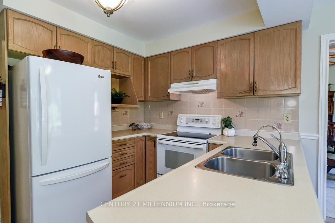 5 Snowberry Court Property Photo 26