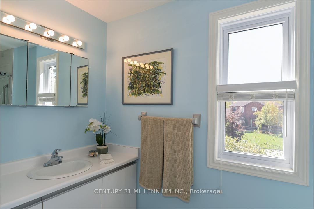 5 Snowberry Court Property Photo 35