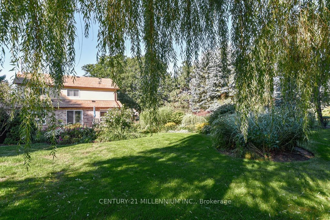 5 Snowberry Court Property Photo 41