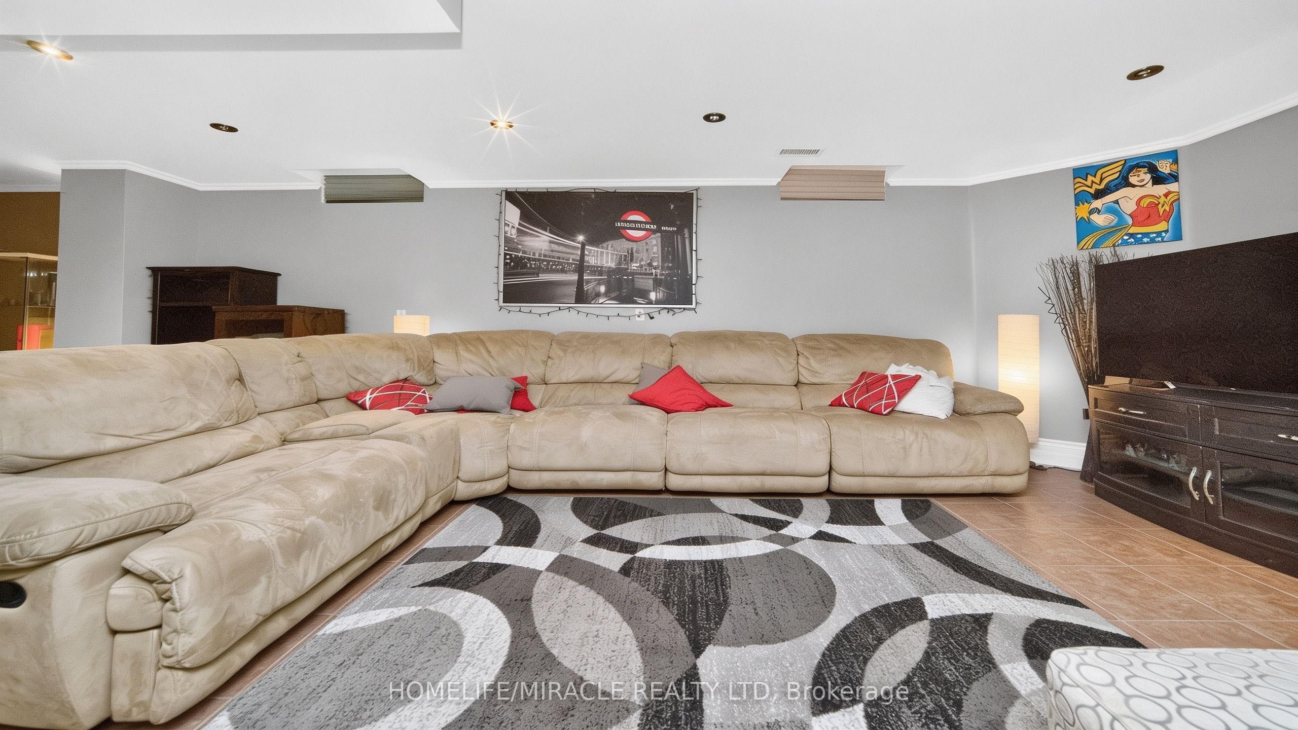 13 Dovaston Gate Property Photo 26