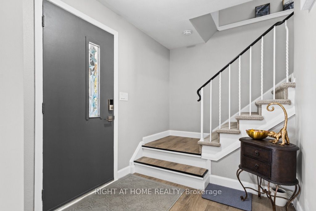 1247 Nottingham Avenue Property Photo 4