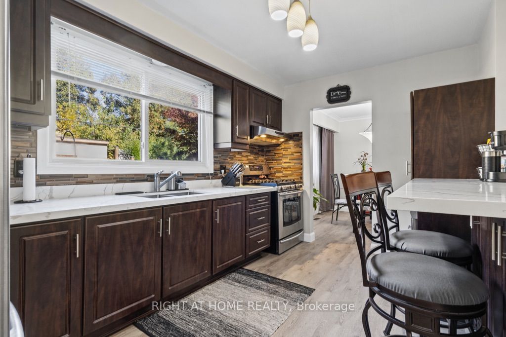 1247 Nottingham Avenue Property Photo 6