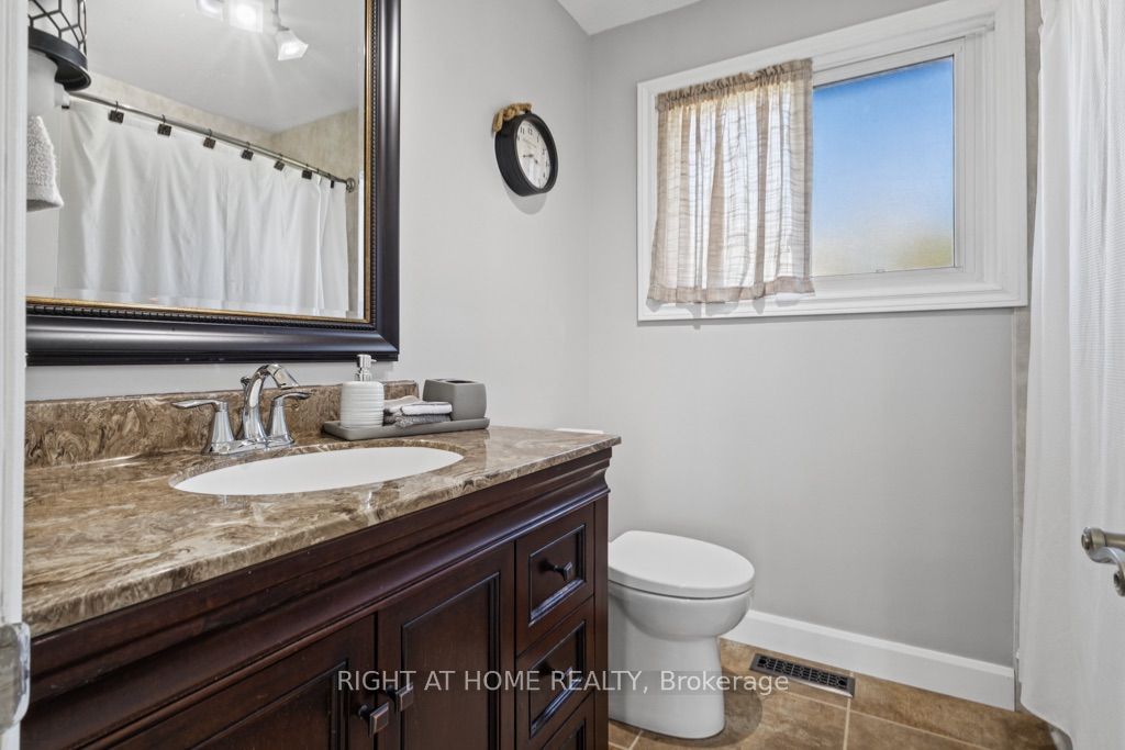 1247 Nottingham Avenue Property Photo 27