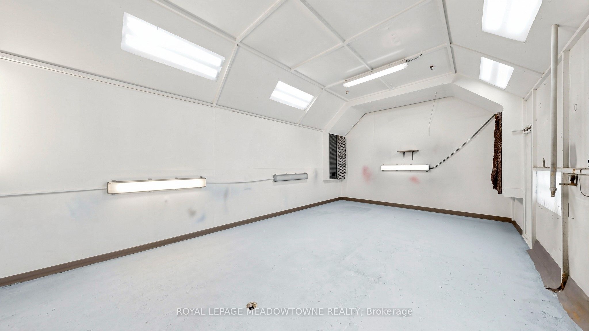 305 Armstrong Avenue 3b4 Property Photo 10