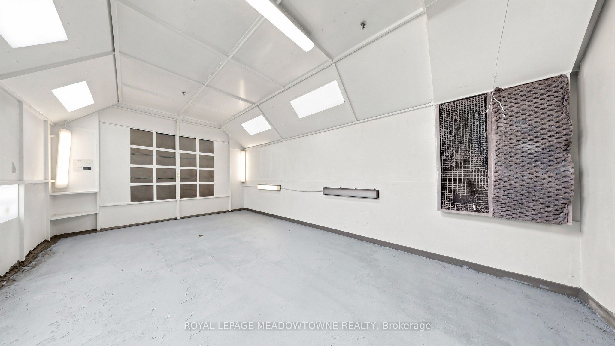 305 Armstrong Avenue 3b4 Property Photo 12